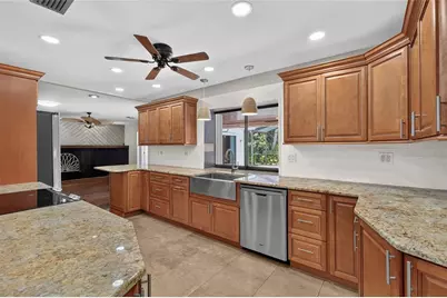 3781 Countryside Road, Sarasota, FL 34233 - Photo 12