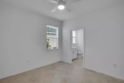 19100 Moscato Court, Venice, FL 34293 - Photo 16