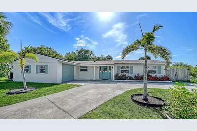 6515 Colonial Drive, Sarasota, FL 34231 - Photo 2