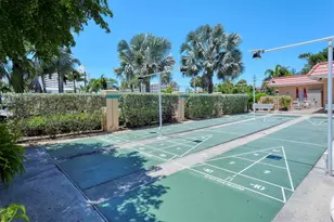 1250 N Portofino Dr, Sarasota, FL 34242 - Photo 38