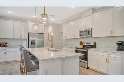 3092 Via Sienna Circle, Sarasota, FL 34243 - Photo 10