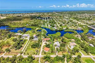 140 S Oxford Dr, Englewood, FL 34223 - Photo 74