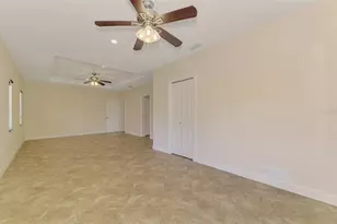 140 S Oxford Dr, Englewood, FL 34223 - Photo 88