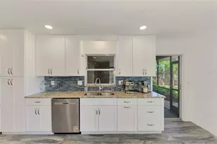 140 S Oxford Dr, Englewood, FL 34223 - Photo 22