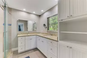 140 S Oxford Dr, Englewood, FL 34223 - Photo 34