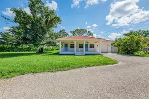 140 S Oxford Dr, Englewood, FL 34223 - Photo 78