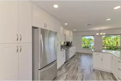 140 S Oxford Drive, Englewood, FL 34223 - Photo 24