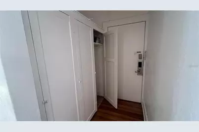 118 Indian Place #15, Sarasota, FL 34236 - Photo 12