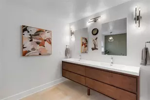 2426 Icecapade Dr, Sarasota, FL 34240 - Photo 42