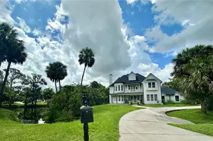 1587 Firethorne Lakes Dr, Sarasota, FL 34240 - Photo 2