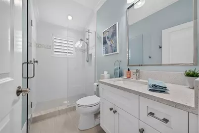70 Island Circle, Sarasota, FL 34242 - Photo 38