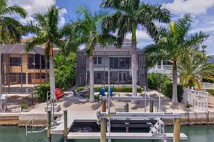 70 Island Cir, Sarasota, FL 34242 - Photo 44