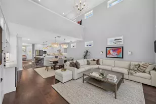 70 Island Cir, Sarasota, FL 34242 - Photo 12