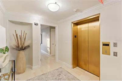 258 Golden Gate Point #701, Sarasota, FL 34236 - Photo 8