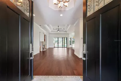 15308 Helmsdale Place, Lakewood Ranch, FL 34202 - Photo 2