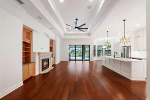 15308 Helmsdale Pl, Lakewood Ranch, FL 34202 - Photo 4