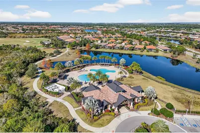 15308 Helmsdale Place, Lakewood Ranch, FL 34202 - Photo 70