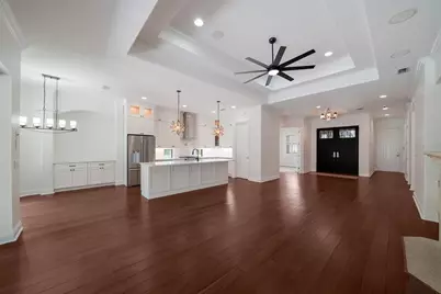 15308 Helmsdale Place, Lakewood Ranch, FL 34202 - Photo 4