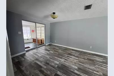 907 S Florida Avenue, Tarpon Springs, FL 34689 - Photo 12
