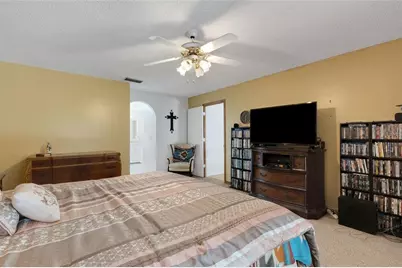 3736 Maple Hollow Court, Sarasota, FL 34243 - Photo 14
