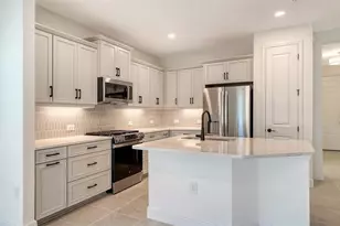 2357 Blue Mahoe Ln, Sarasota, FL 34240 - Photo 18