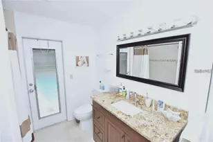 3926 Calliandra Dr, Sarasota, FL 34232 - Photo 12