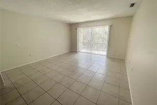 2745 Hidden Lake Blvd, Sarasota, FL 34237 - Photo 8
