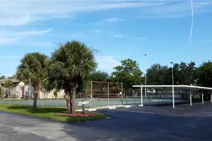 2745 Hidden Lake Blvd, Sarasota, FL 34237 - Photo 4