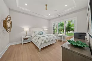 1555 Eastbrook Dr, Sarasota, FL 34231 - Photo 28