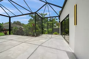 1555 Eastbrook Dr, Sarasota, FL 34231 - Photo 56