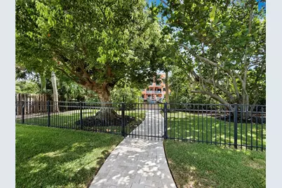 430 Island Circle, Sarasota, FL 34242 - Photo 38
