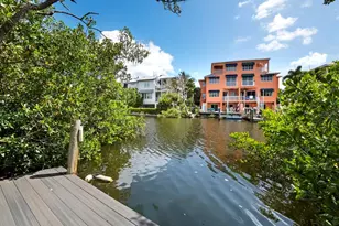 430 Island Cir, Sarasota, FL 34242 - Photo 40