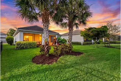12315 Blue Hill Trail, Bradenton, FL 34211 - Photo 2