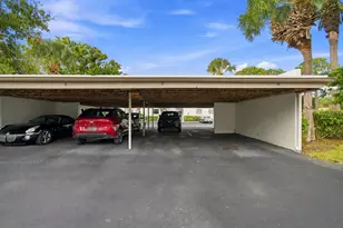 150 Pinehurst Dr, Bradenton, FL 34210 - Photo 10