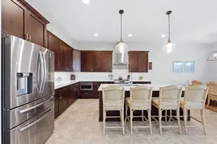 7712 Sandhill Lake Dr, Sarasota, FL 34241 - Photo 10