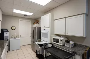 2472 Cottonwood Ln, North Port, FL 34289 - Photo 54