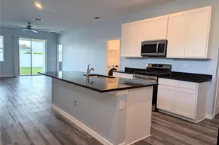 5763 Bungalow Grove Ct, Palmetto, FL 34221 - Photo 8
