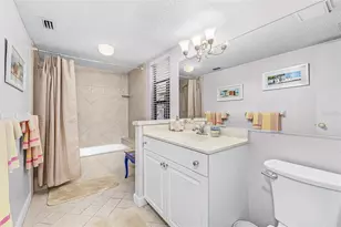 7917 Pinegrove Ct, Sarasota, FL 34238 - Photo 16