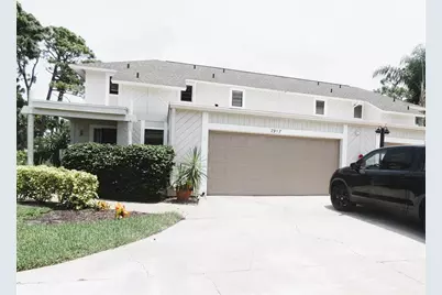 7917 Pinegrove Court #1, Sarasota, FL 34238 - Photo 4