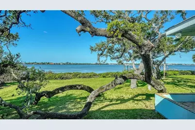 1440 Kimlira Lane, Sarasota, FL 34231 - Photo 46