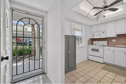4390 Exeter Drive #107, Longboat Key, FL 34228 - Photo 6