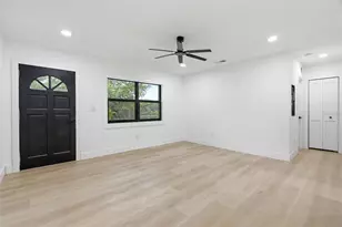 595 Pine St, Safety Harbor, FL 34695 - Photo 16