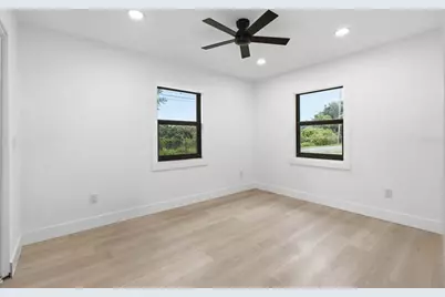 595 Pine Street, Safety Harbor, FL 34695 - Photo 28
