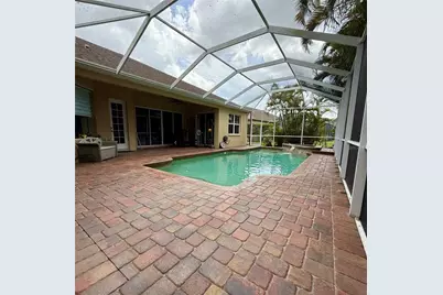 11805 Soft Rush Terrace, Bradenton, FL 34202 - Photo 4
