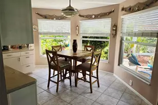 4236 Pro Am Ave E, Bradenton, FL 34203 - Photo 10