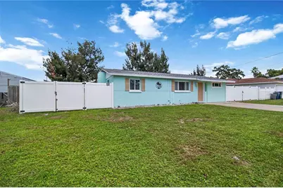 4620 3rd Avenue W, Palmetto, FL 34221 - Photo 1