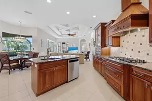 6806 Dominion Ln, Lakewood Ranch, FL 34202 - Photo 12