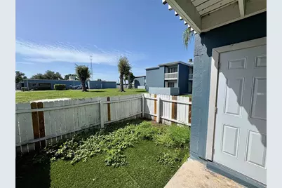 2005 5th Street W #B, Bradenton, FL 34205 - Photo 8
