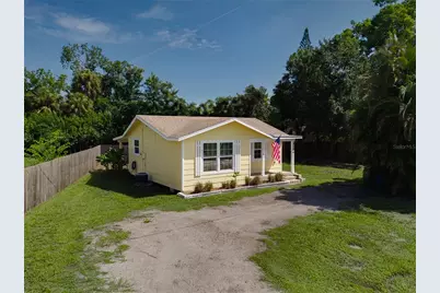 3504 38th Street E, Palmetto, FL 34221 - Photo 2
