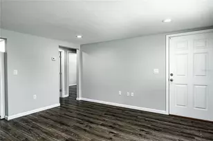 3504 38th St E, Palmetto, FL 34221 - Photo 10